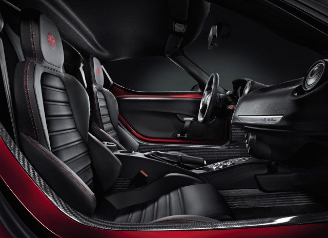 Alfa-Romeo-4C-production-preview-09