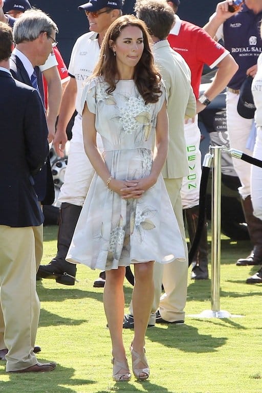 Prince William and Kate Middleton kiss at the Foundation Polo Challencge in Santa Barbara