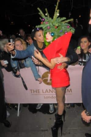gaga xmas 3