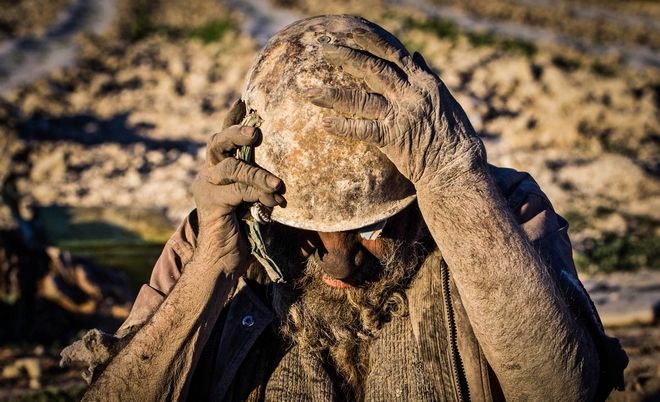 Amoo-Hadji-no-bath-for-60-years-7-HR
