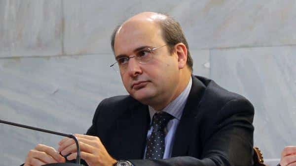 kostisxatzidakis4