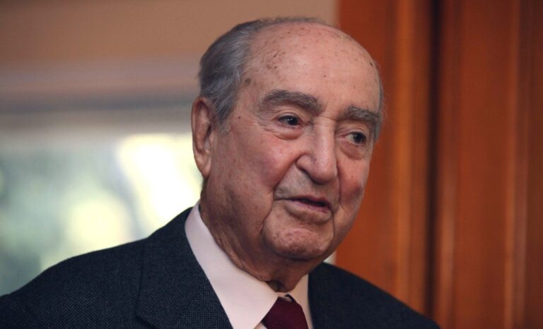 ” Η Ελλάδα χρειάζεται ριζικές αλλαγές και διάλογο”