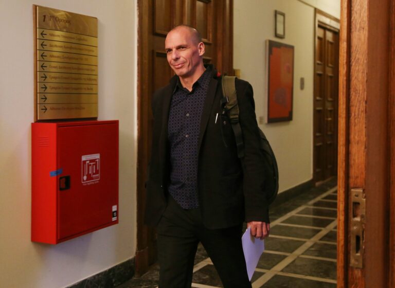 Στην Ουάσινγκτον μεταβαίνει ο Βαρουφάκης
