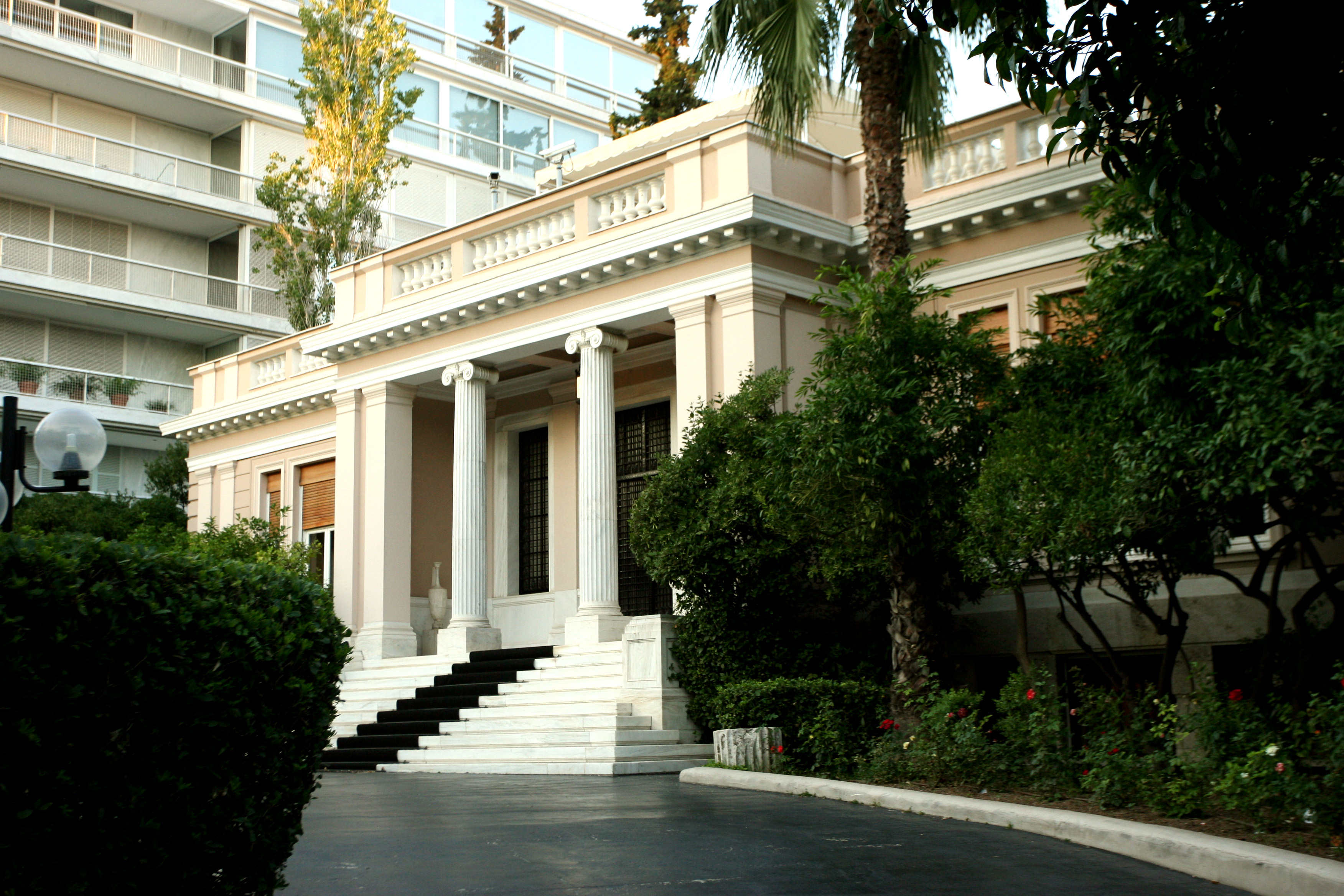 megaro-maximou