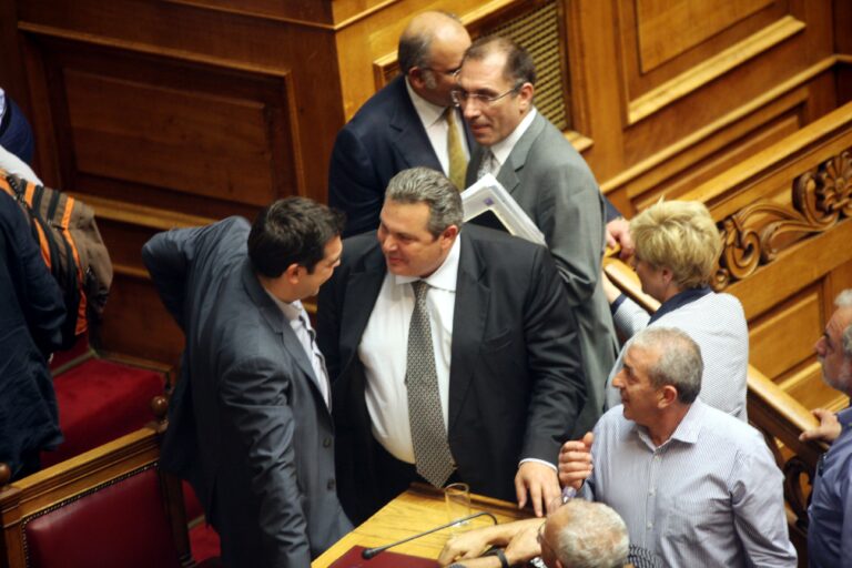 Συμφωνία και…ανασχηματισμός ή εκλογές;