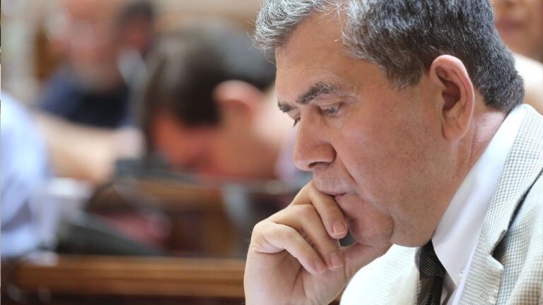 Καμπανάκι Μητρόπουλου για συντάξεις