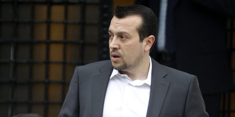 ”Πόλεμος” της ΝΔ σε Παππά για τις τηλεοπτικές άδειες