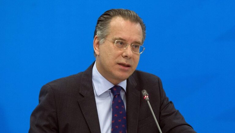 Κουμουτσάκος: Πώς αντιδρά η Αθήνα στον κίνδυνο νέων τουρκικών πιέσεων