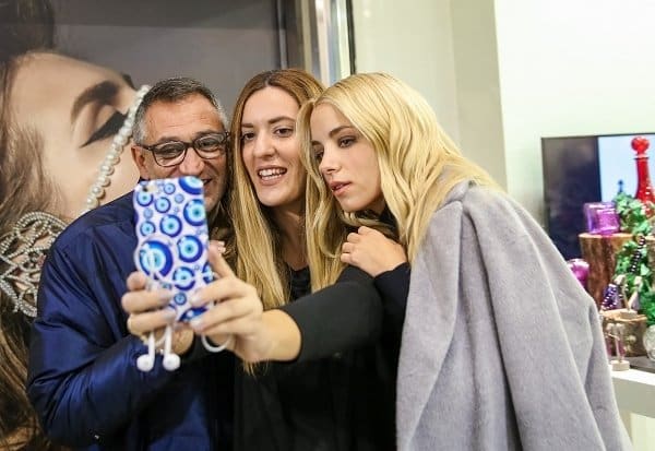 Γιώργος Ντάβλας, Τζοβάννα Βλαχάβα, Δούκισσα Νομικού.