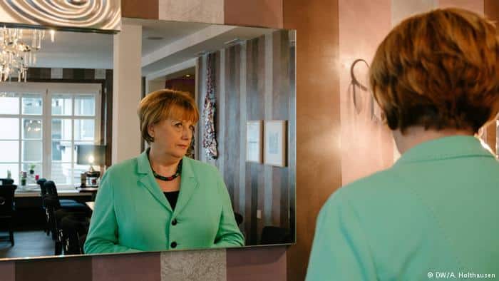 Ursula Wanecki Double von Kanzlerin Merkel (DW/A. Holthausen) Ursula Wanecki Double von Kanzlerin Merkel (DW/A. Holthausen)