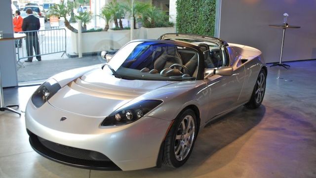 trump-tesla-640