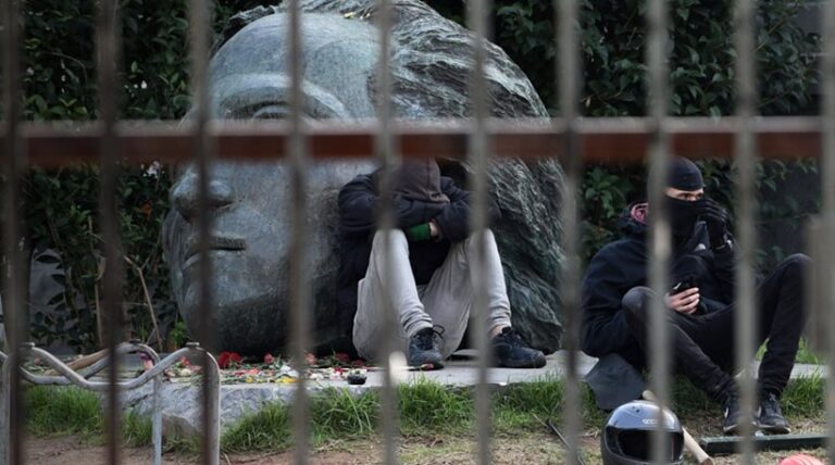 Επικράτησε η λογική. Έληξε η κατάληψη στο Πολυτεχνείο