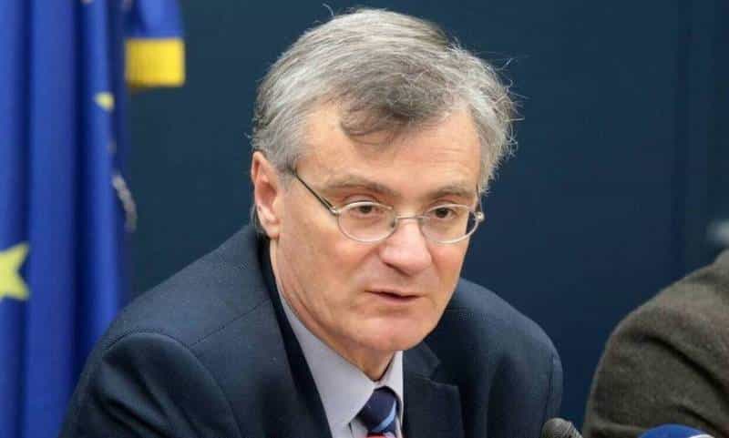 Τσιόδρας