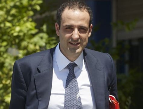τον