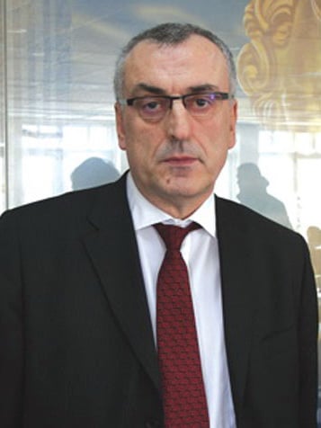 την