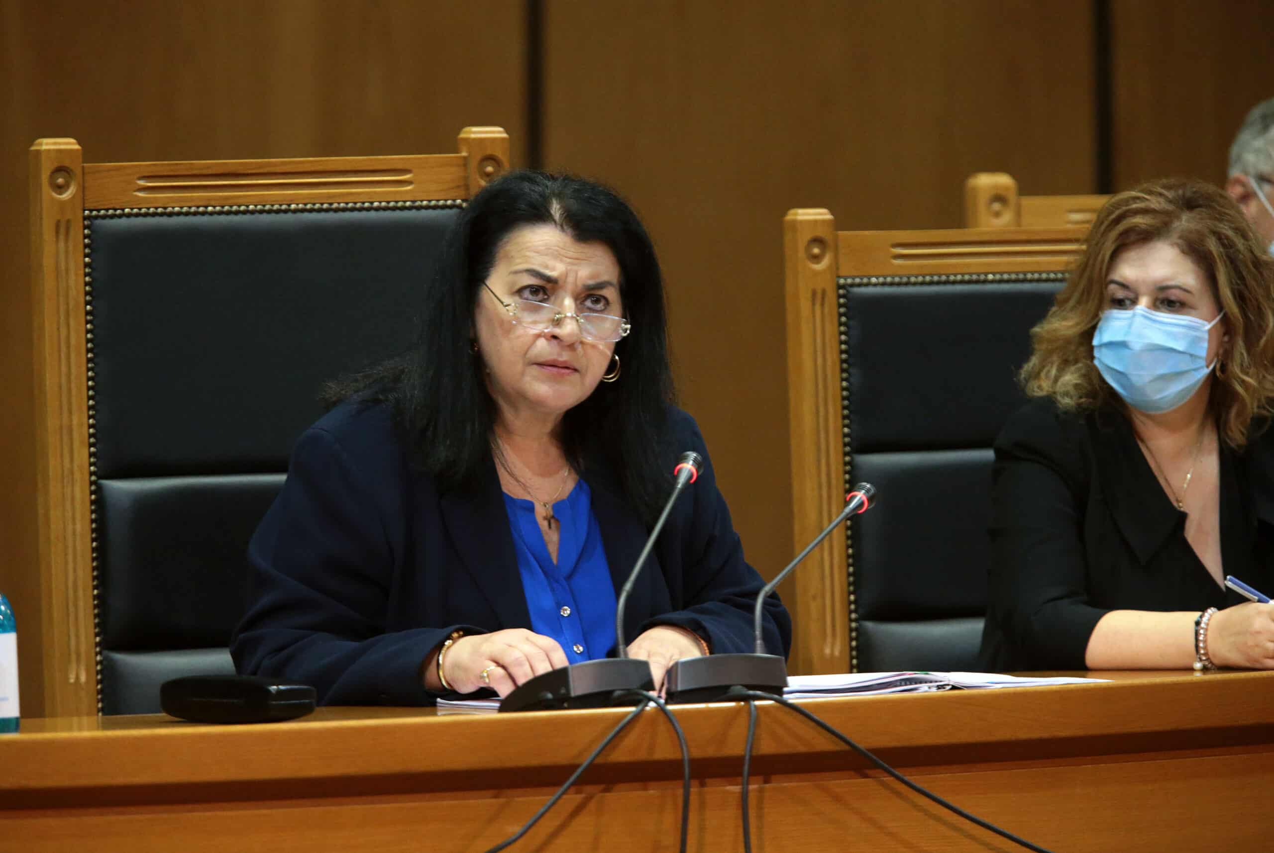 γυναίκες