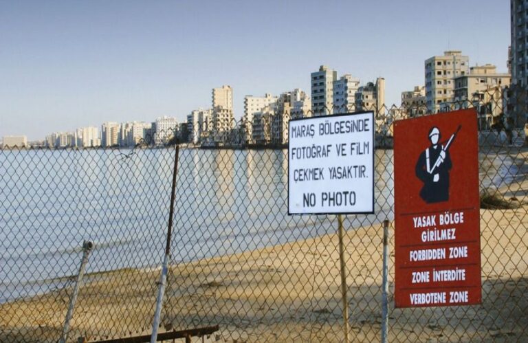 Ζ. Μπορέλ: Απαράδεκτη μονομερής απόφαση για αλλαγή του καθεστώτος στα Βαρώσια