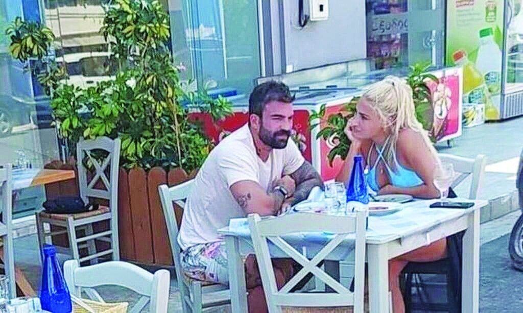 Τούνη
