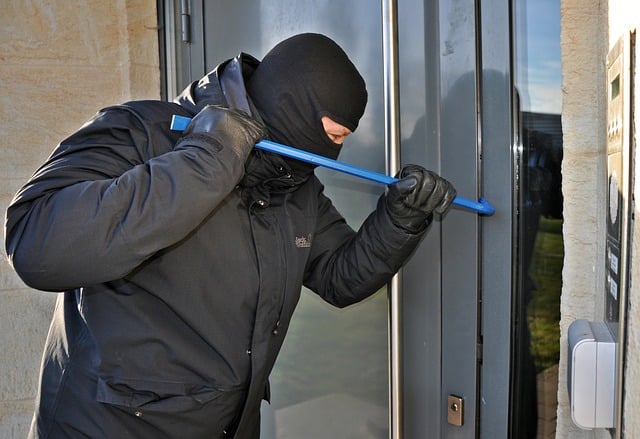 Σοκ: Διάρρηξη και βανδαλισμός σε σπίτι εισαγγελέα