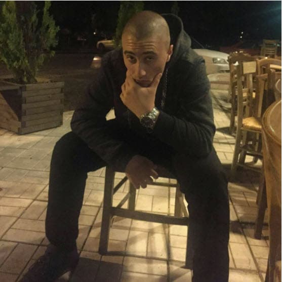 22χρονος