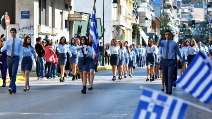 ΑΠΕ ΠΑΡΕΛΑΣΕΙΣ