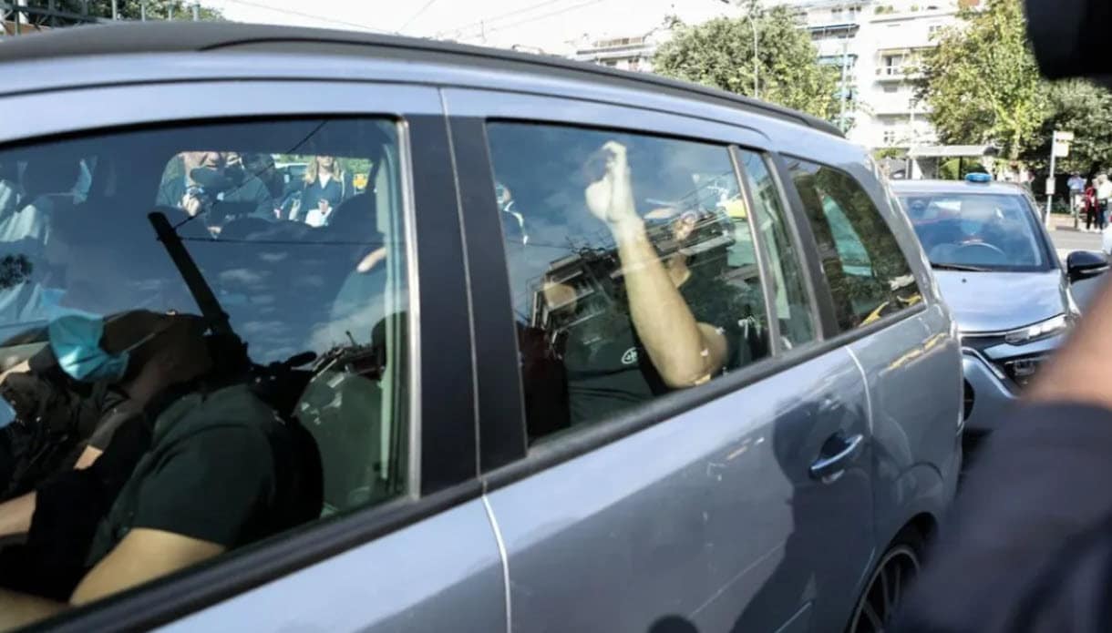 33χρονος