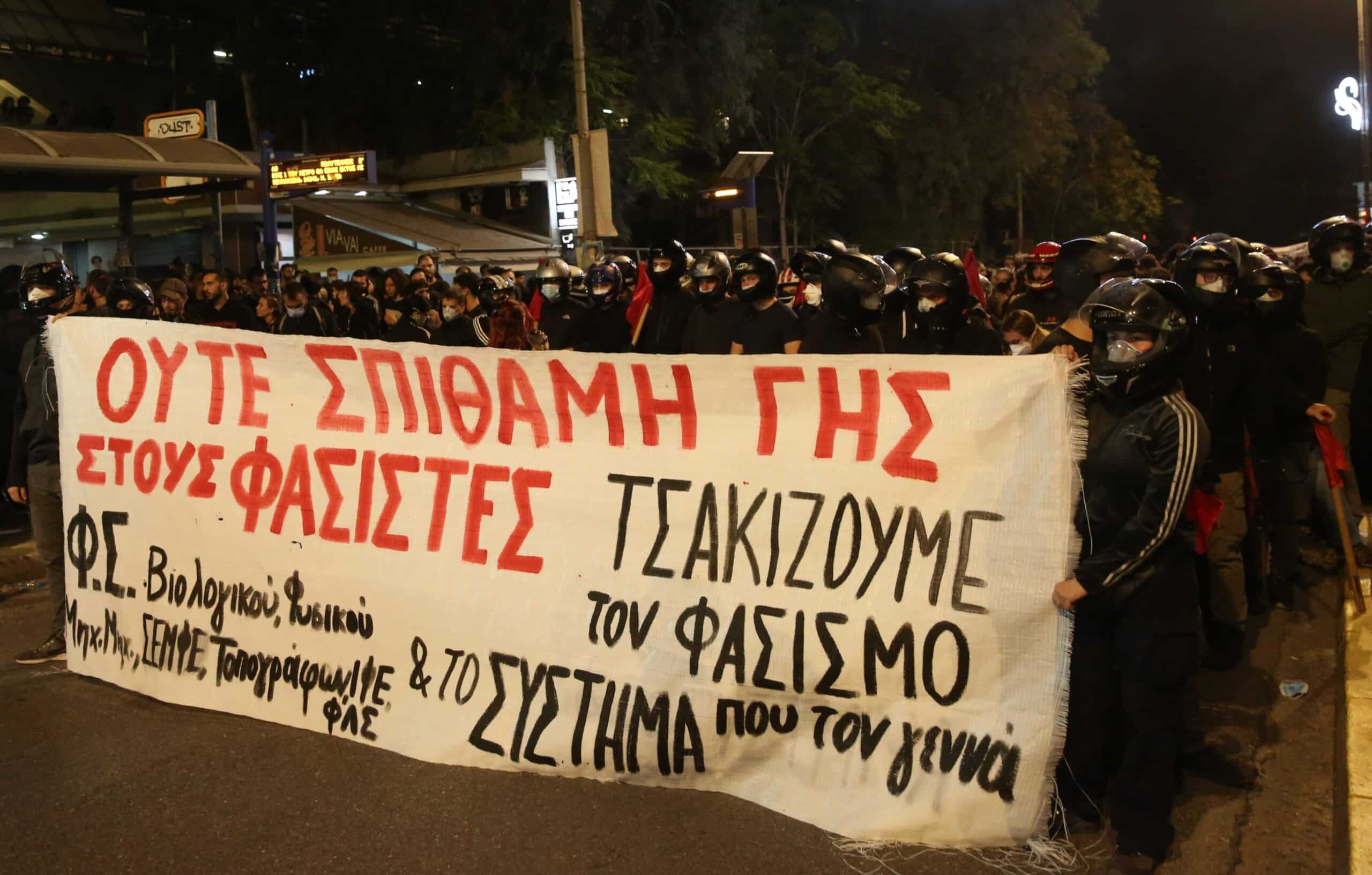 προσαγωγές
