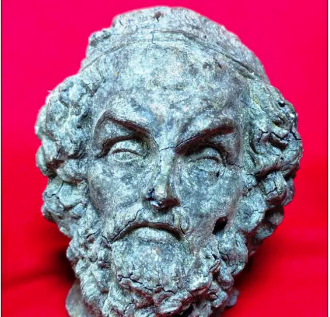 αρχαιοκάπηλος