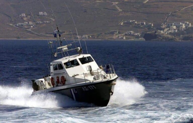 Σάμος: Ναυάγιο με δύο νεκρούς στην περιοχή Νησάκια
