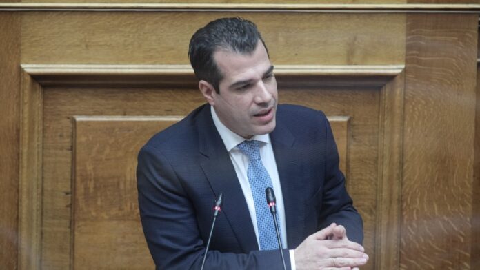 Pleyris, Πλεύρης
