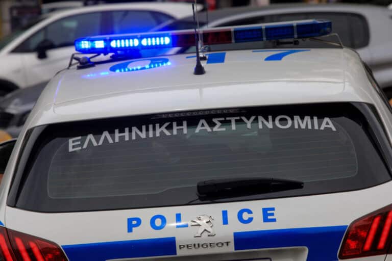 Σοβαρή επίθεση με στιλέτο σε 13χρονο στην Πάτρα – Οι δράστες αναζητούνται