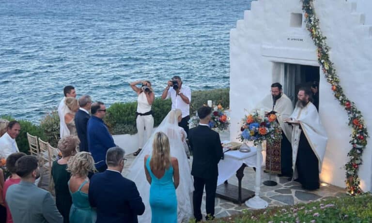Παντρεύτηκαν ο τράπερ FY και η Αλεξία Κεφαλά μετά από έξι χρόνια σχέσης – ΒΙΝΤΕΟ