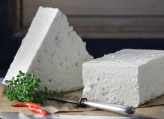 “Μαϊμού” φέτα ΠΟΠ: Στη Βουλή οι αποκαλύψεις του ereportaz.gr, μετά και τις καταγγελίες κτηνοτρόφων φέτα
